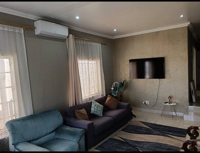 4 BEDROOM HOUSE FOR SALE IN ALLANDALE